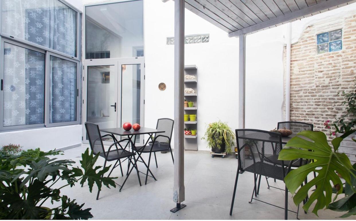 A Litte Taste Of Home Guest House Athen Eksteriør bilde